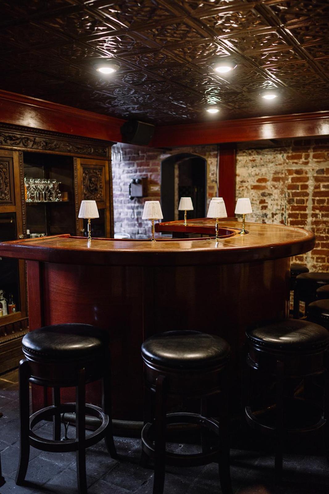 Ironclad Inn And Bourbon Room 弗雷德里克斯堡 外观 照片