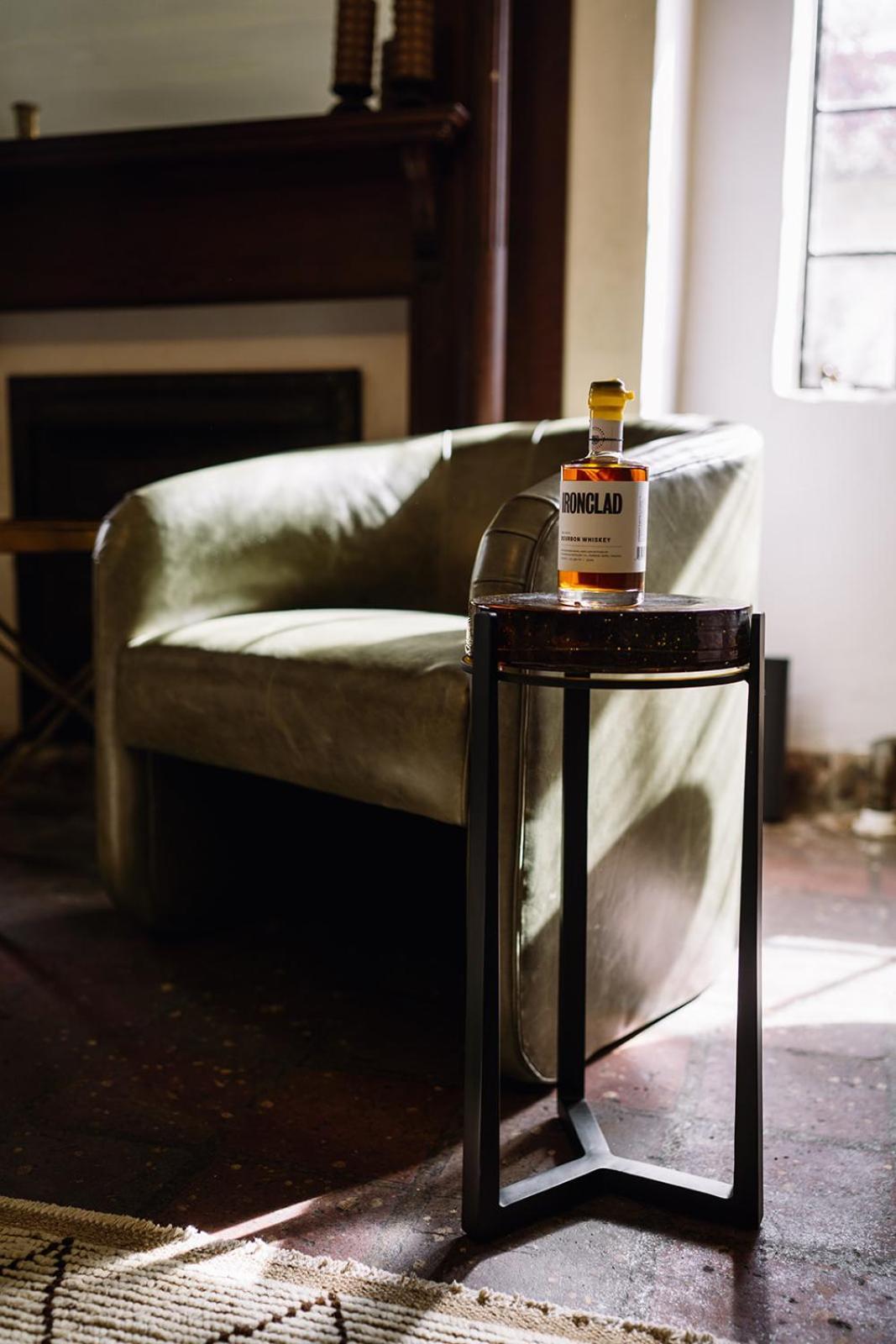 Ironclad Inn And Bourbon Room 弗雷德里克斯堡 外观 照片